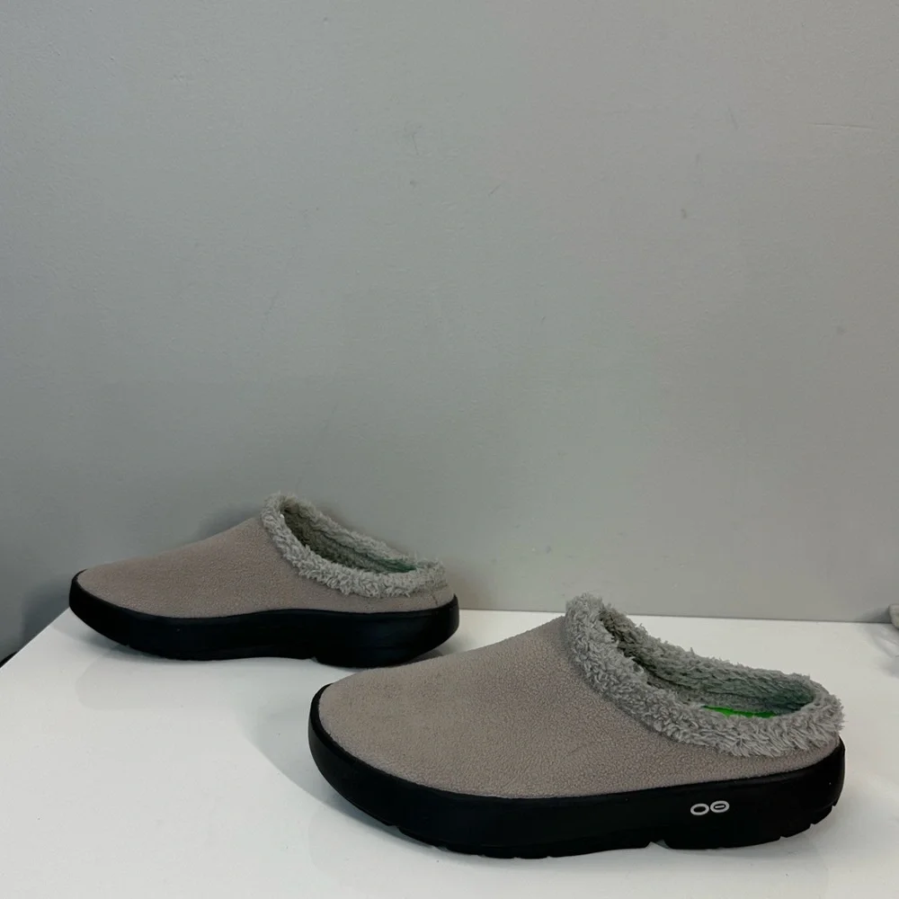 Oofos Oocoozie Mule Gray Sherpa Comfort Recovery Slip On Shoes Size 10